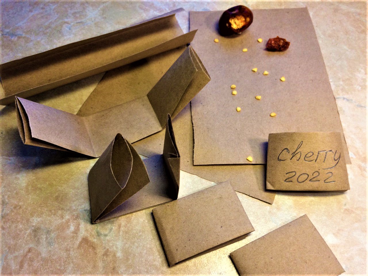 Бумажные конвертики для хранения семян
